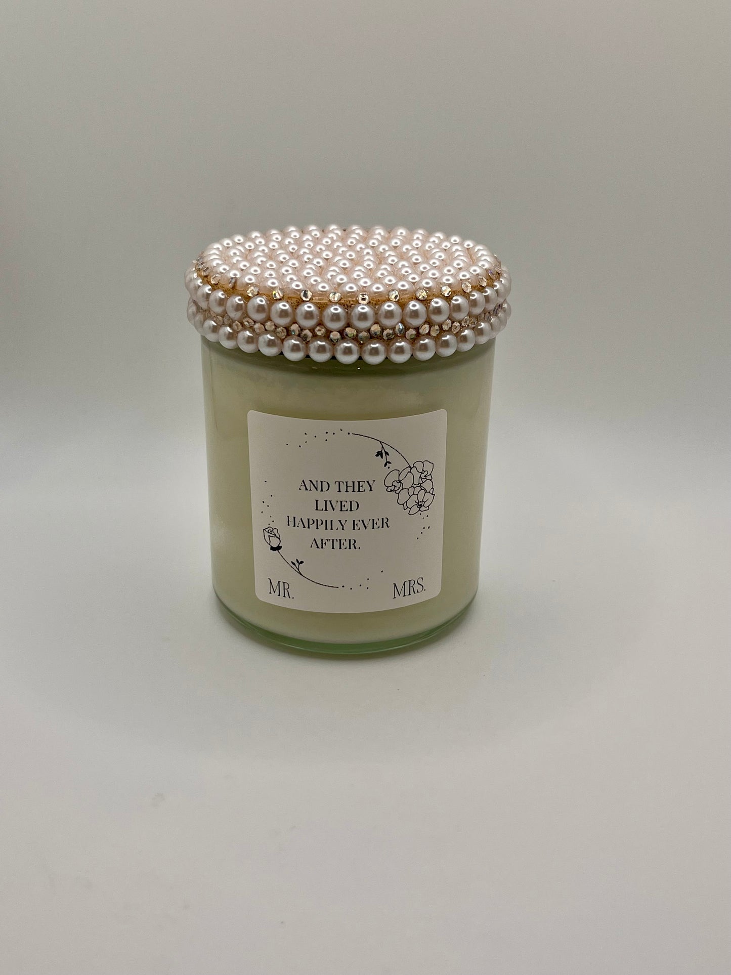 Mr. & Mrs. 7 Ounce Candles (Made to Order 4-6 weeks processing time) PLEASE READ PRODUCT DESCRIPTION