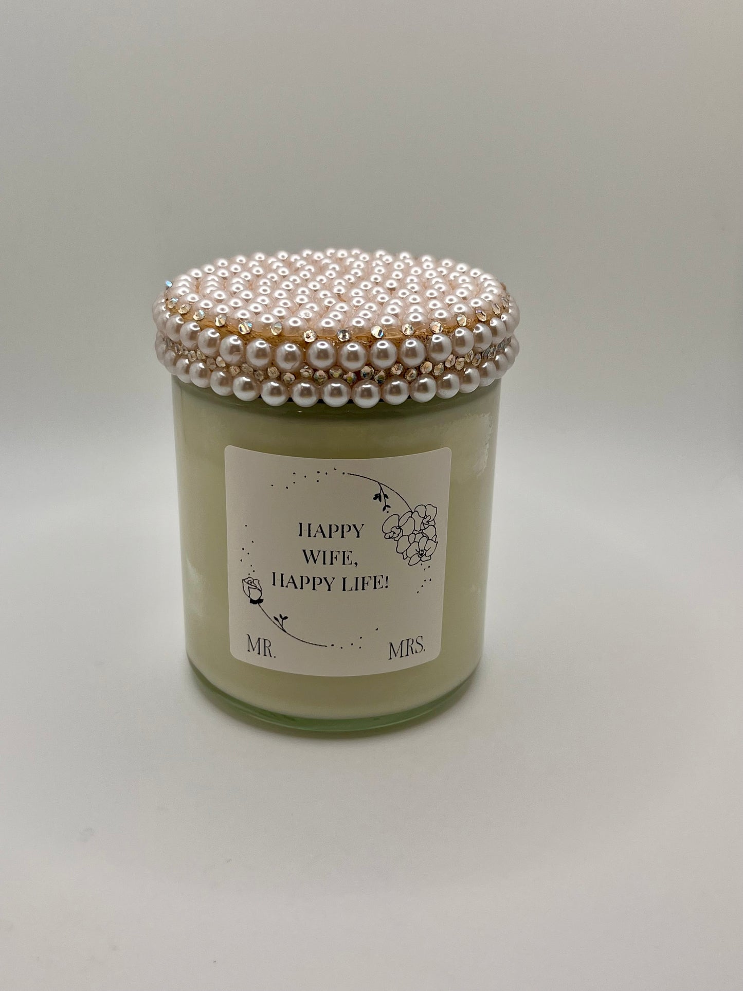 Mr. & Mrs. 7 Ounce Candles (Made to Order 4-6 weeks processing time) PLEASE READ PRODUCT DESCRIPTION